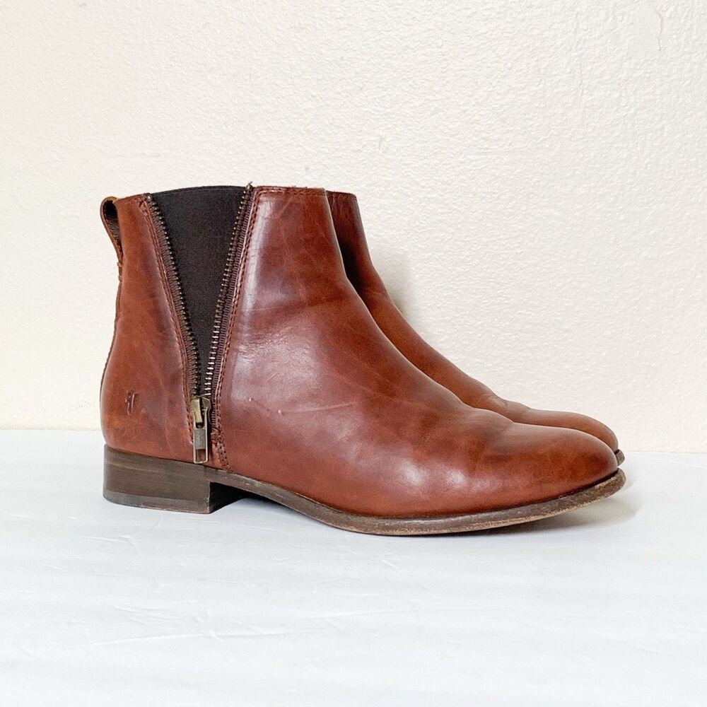 Frye Carly Zip Chelsea Ankle Boots Women's 7.5 B Tan Leather Booties Slip-On